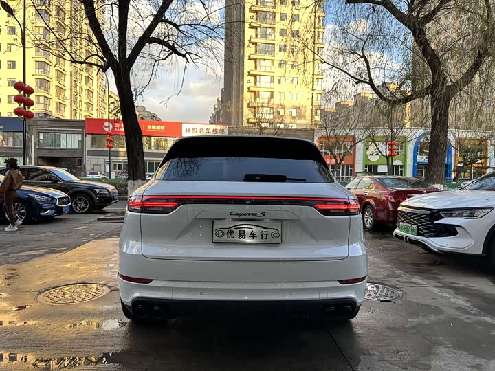 Фото 6 - Porsche Cayenne