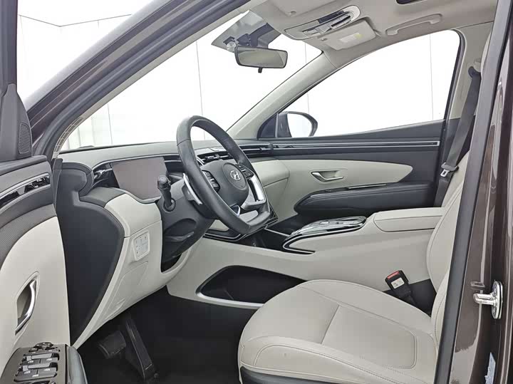 Фото 12 - Hyundai Tucson L