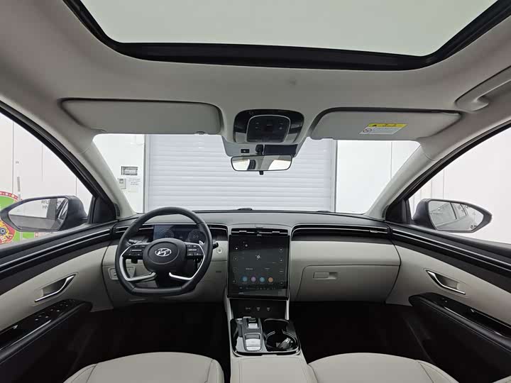 Фото 14 - Hyundai Tucson L