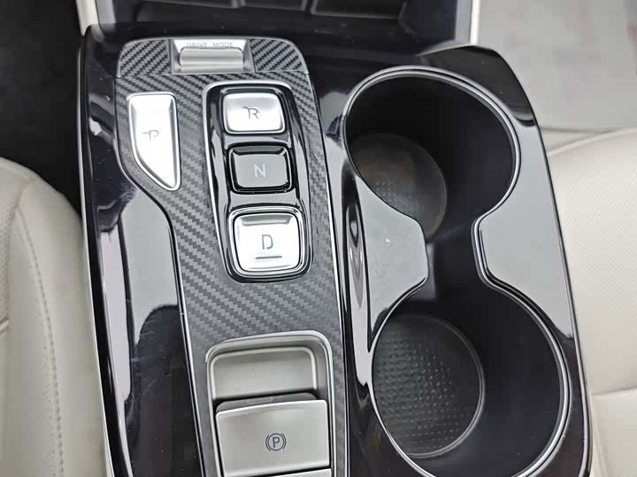 Фото 22 - Hyundai Tucson L