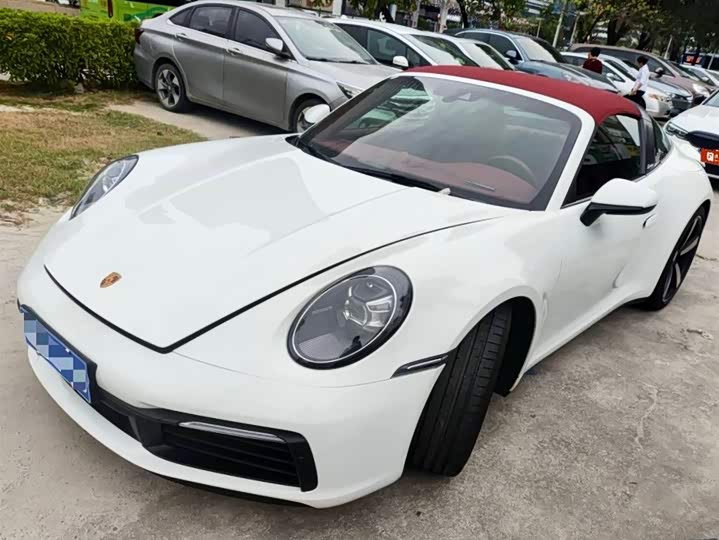 Фото 1 - Porsche 911