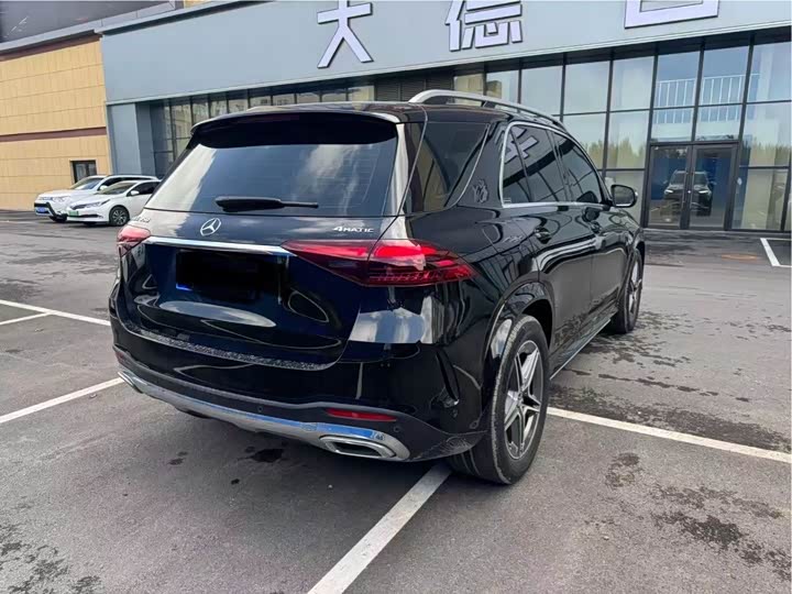 Фото 4 - Mercedes-Benz GLE-Class