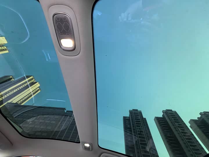 Фото 15 - XPeng P7