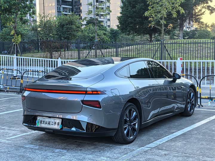 Фото 22 - XPeng P7