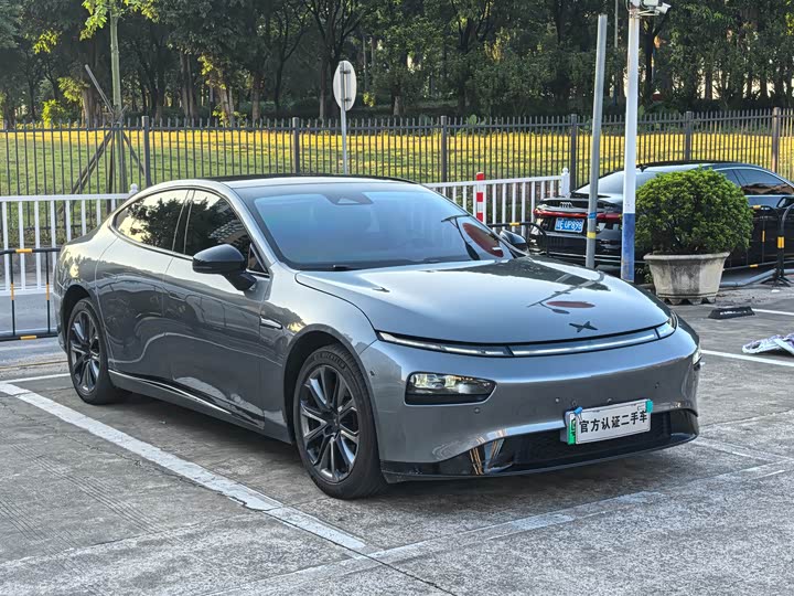 Фото 3 - XPeng P7