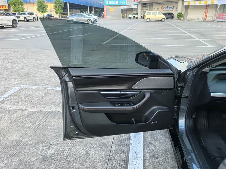 Фото 4 - XPeng P7