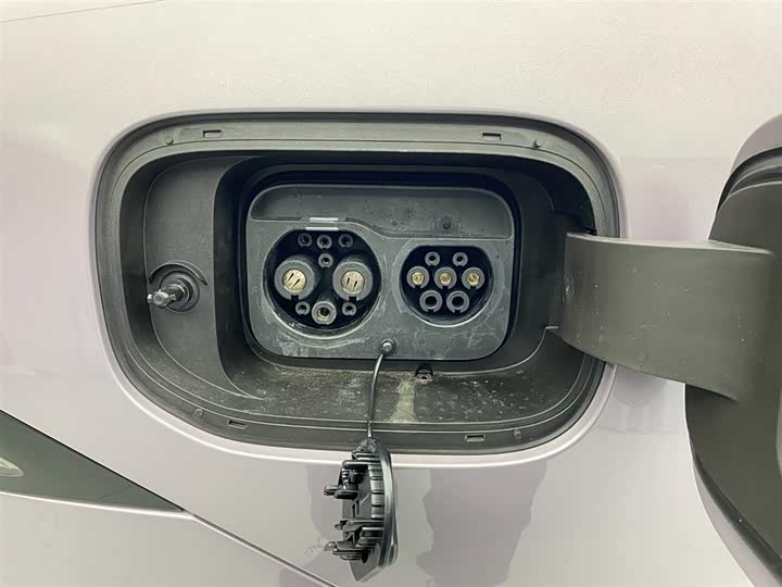 Фото 25 - XPeng F57