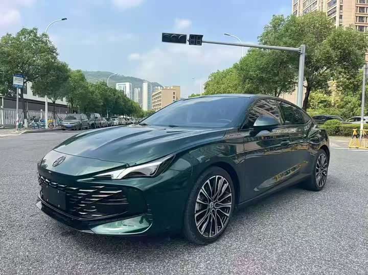 Фото 1 - MG Motor 7