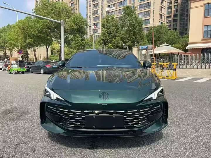 Фото 2 - MG Motor 7