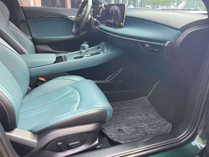 Фото 6 - MG Motor 7