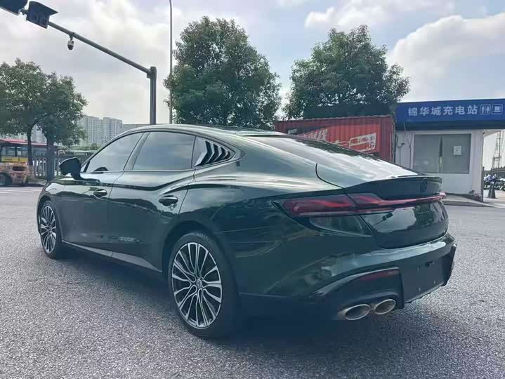 Фото 7 - MG Motor 7