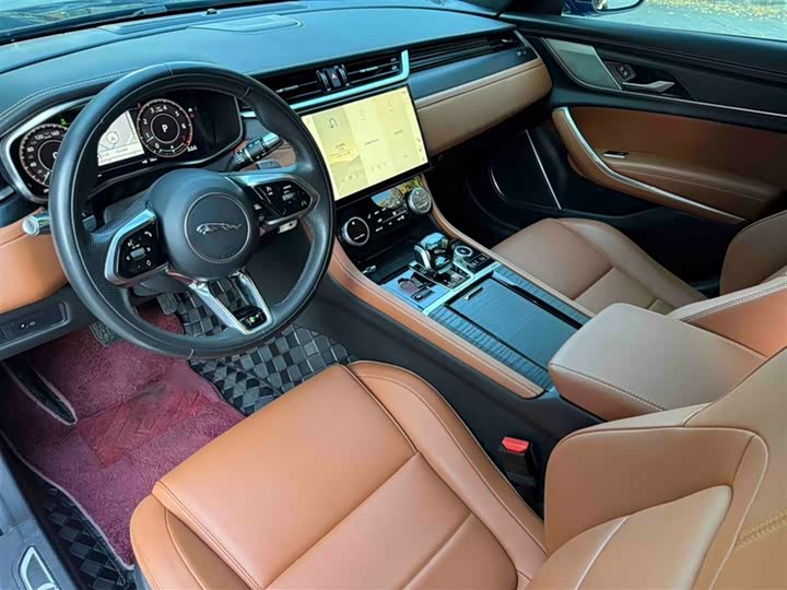 Фото 16 - Jaguar XF L