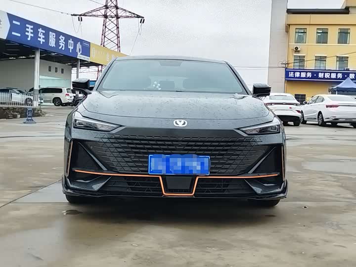 Фото 2 - Changan UNI-V