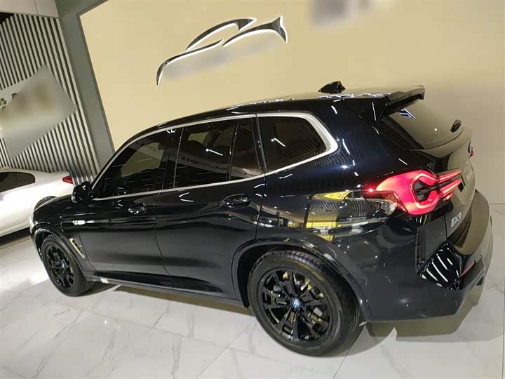 Фото 5 - BMW iX3