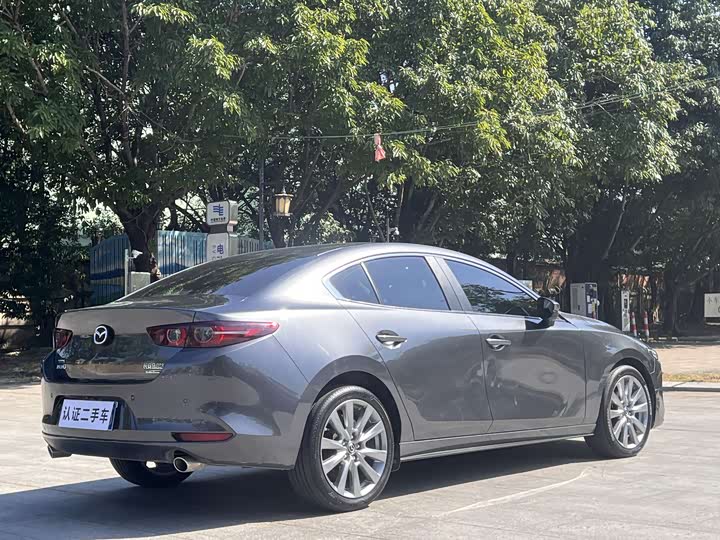 Фото 11 - Mazda 3 (Axela)