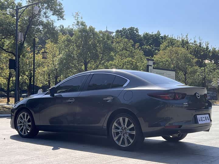 Фото 9 - Mazda 3 (Axela)