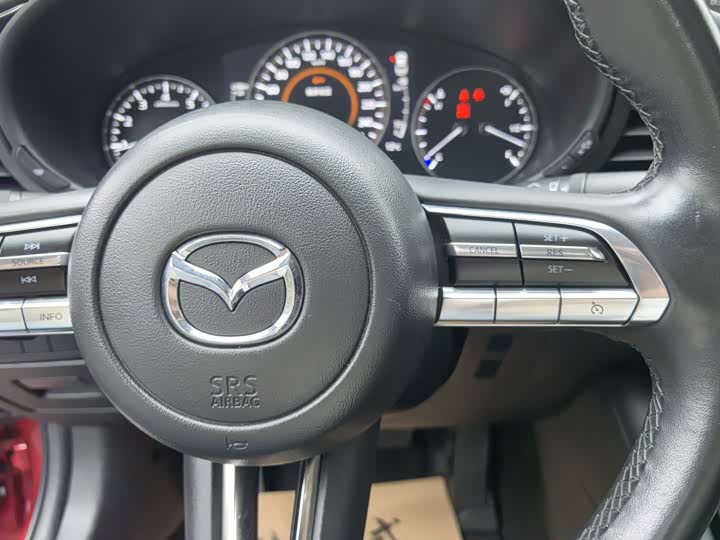 Фото 18 - Mazda 3 (Axela)