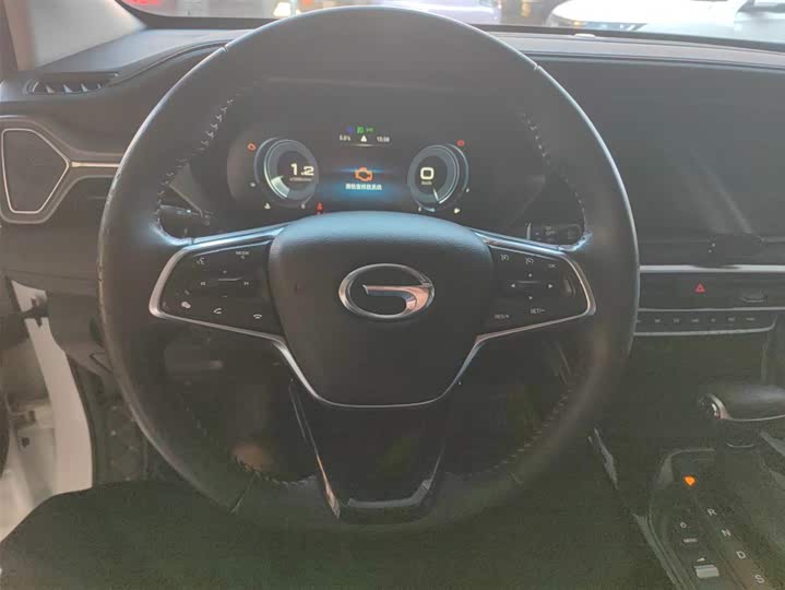 Фото 10 - GAC Trumpchi GS4