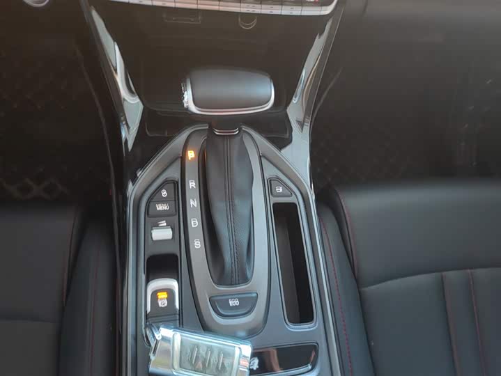 Фото 13 - GAC Trumpchi GS4