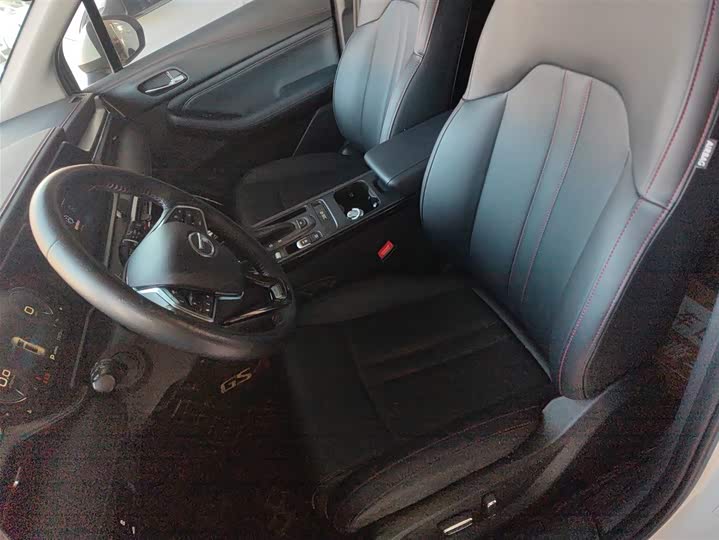 Фото 14 - GAC Trumpchi GS4