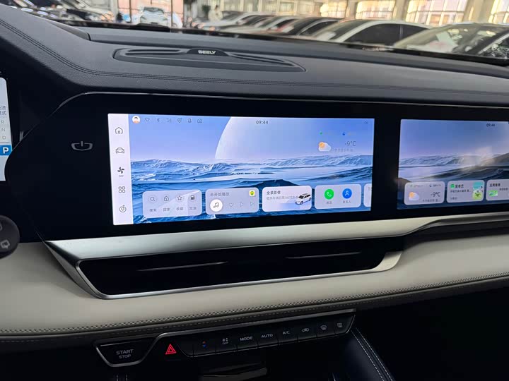 Фото 10 - Geely Monjaro