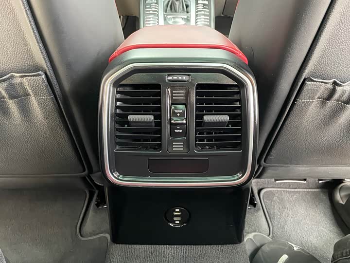 Фото 25 - Porsche Macan