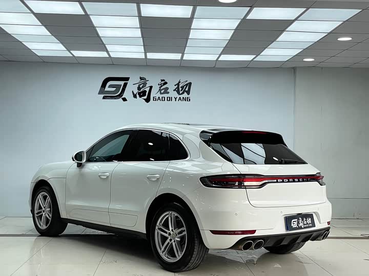 Фото 36 - Porsche Macan