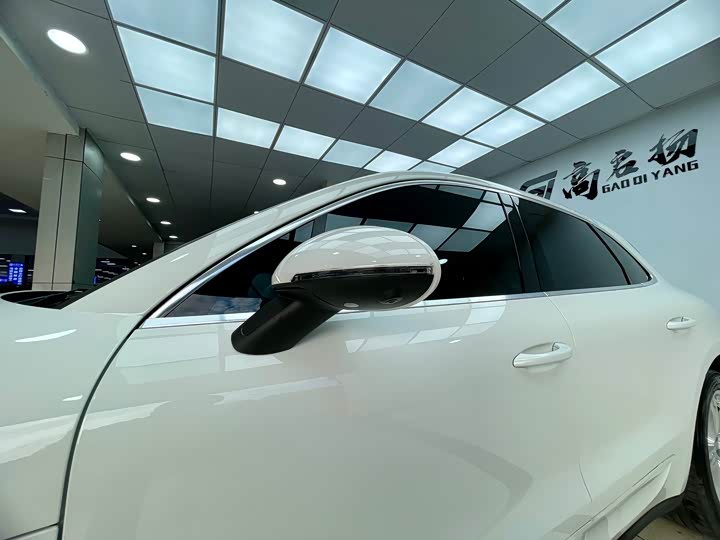 Фото 6 - Porsche Macan