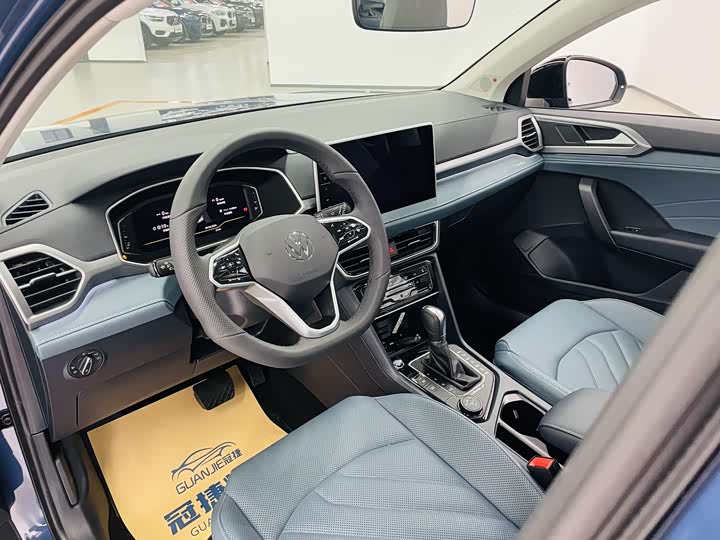 Фото 5 - Volkswagen Tharu