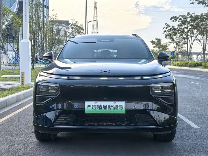 Фото 2 - XPeng G9