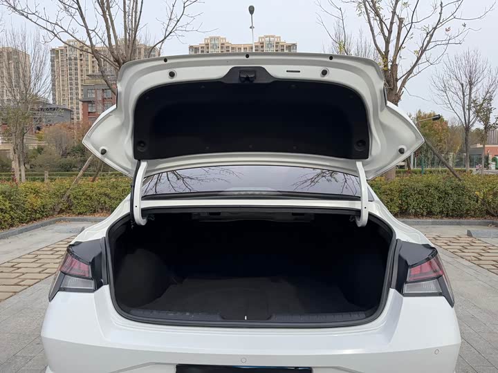 Фото 23 - Hyundai Elantra N line