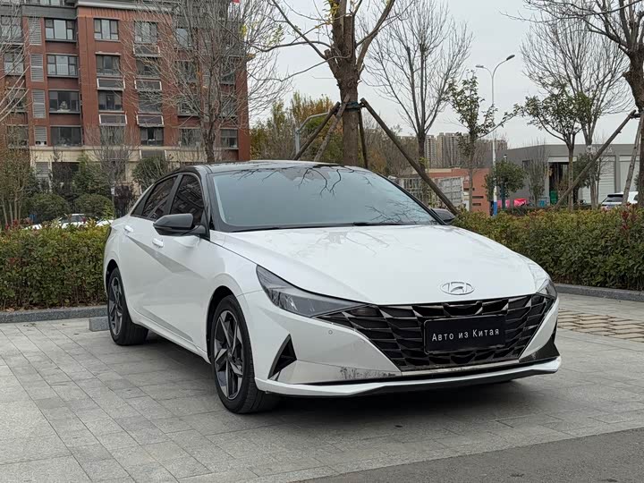 Фото 3 - Hyundai Elantra N line