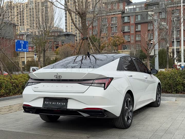 Фото 6 - Hyundai Elantra N line