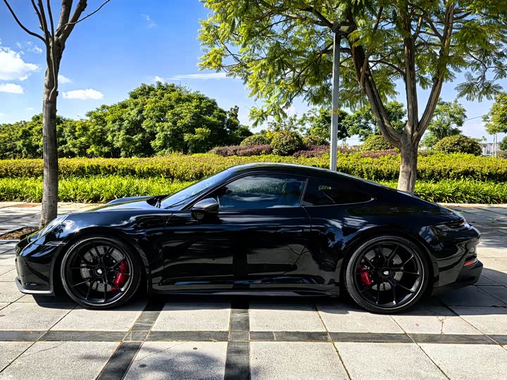 Фото 11 - Porsche 911