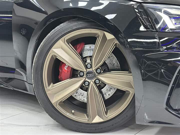 Фото 8 - Audi RS 5