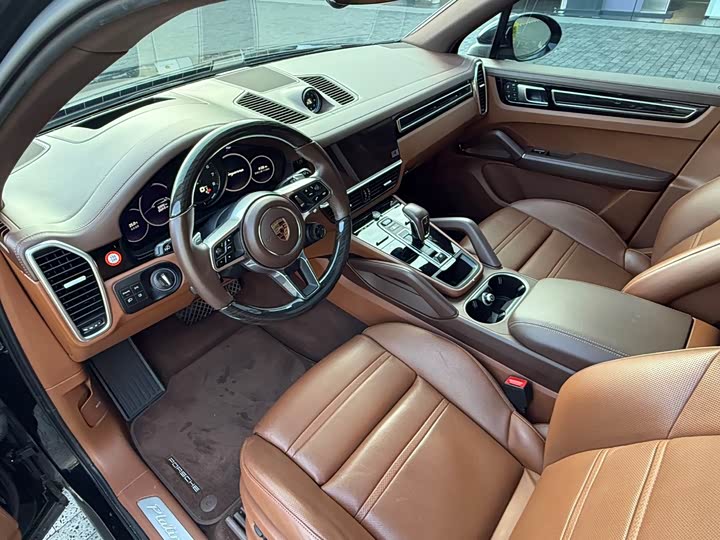 Фото 5 - Porsche Cayenne Hybrid