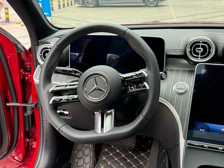 Фото 11 - Mercedes-Benz C-Class