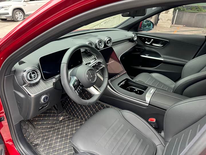 Фото 4 - Mercedes-Benz C-Class