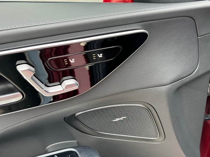 Фото 5 - Mercedes-Benz C-Class