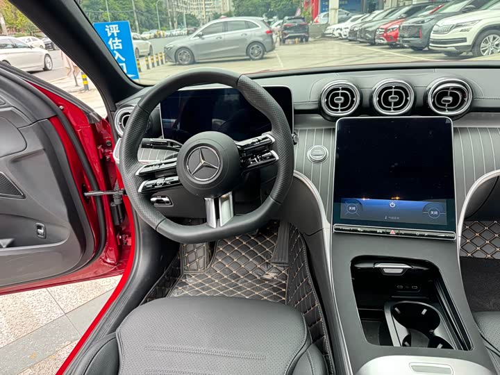 Фото 7 - Mercedes-Benz C-Class