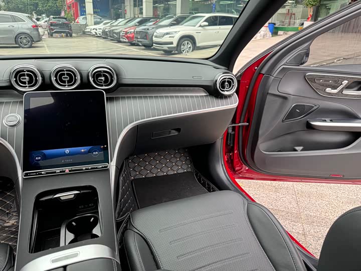 Фото 8 - Mercedes-Benz C-Class