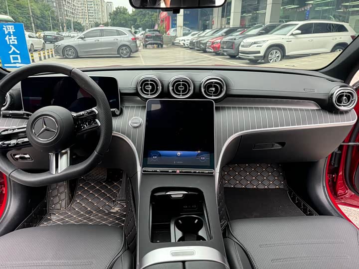 Фото 9 - Mercedes-Benz C-Class