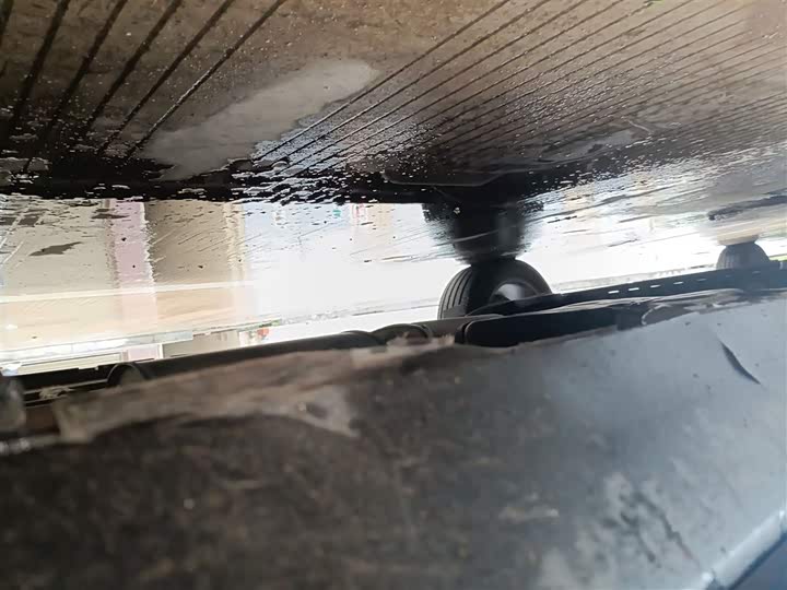 Фото 16 - Geely Okavango