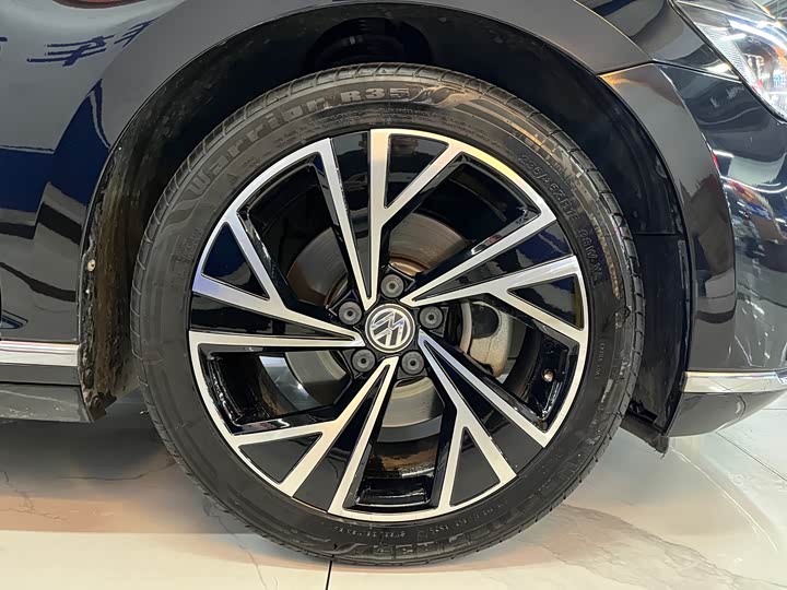 Фото 7 - Volkswagen Magotan