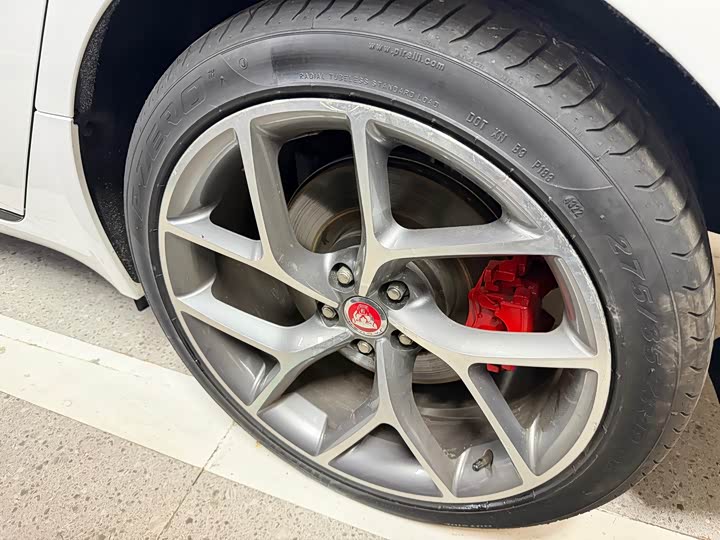 Фото 11 - Jaguar XF L