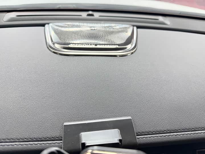 Фото 7 - Jaguar XF L