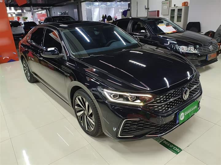 Фото 4 - Volkswagen Passat