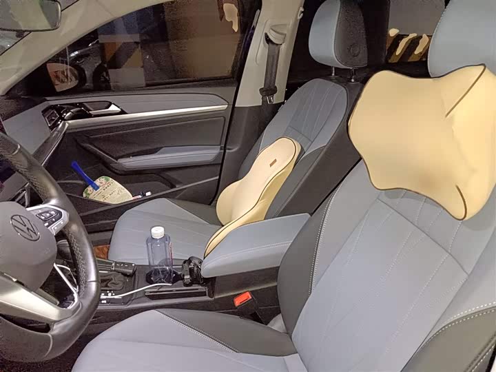 Фото 8 - Volkswagen Lavida