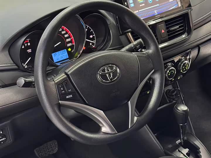 Фото 6 - Toyota Vios FS