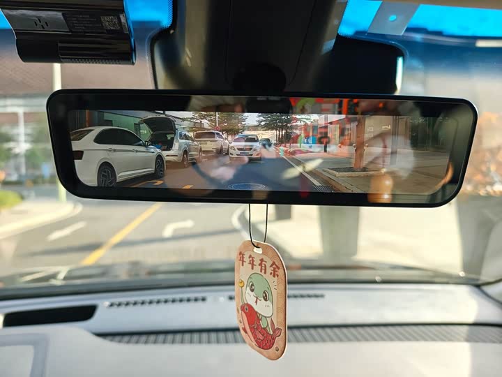 Фото 23 - Maxus G90